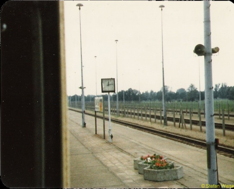 Berlin: 1984 (berliner bahnsteig)